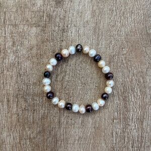 Freshwater Pearl Elastic Bracelet